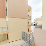 Luxury Seaview & Pool-Hosted By Sweetstay